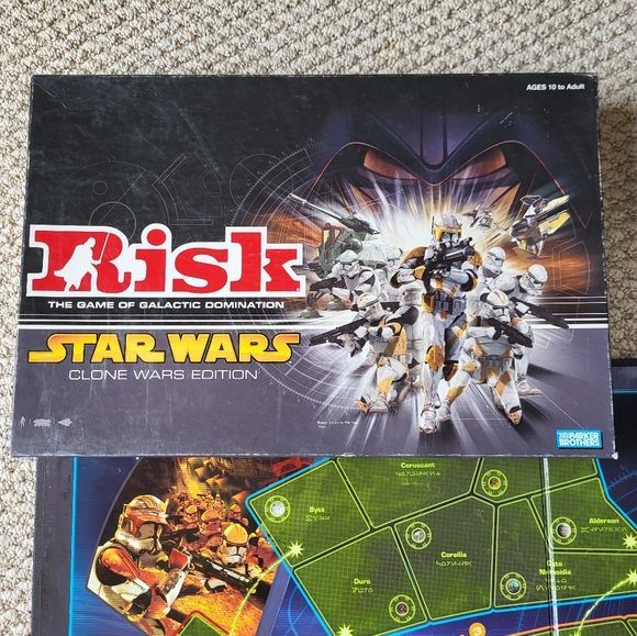 RISK Star Wars Clone Wars Edition Game (Missing only 1 blk troop & 1 tank) - Picture 2 of 11